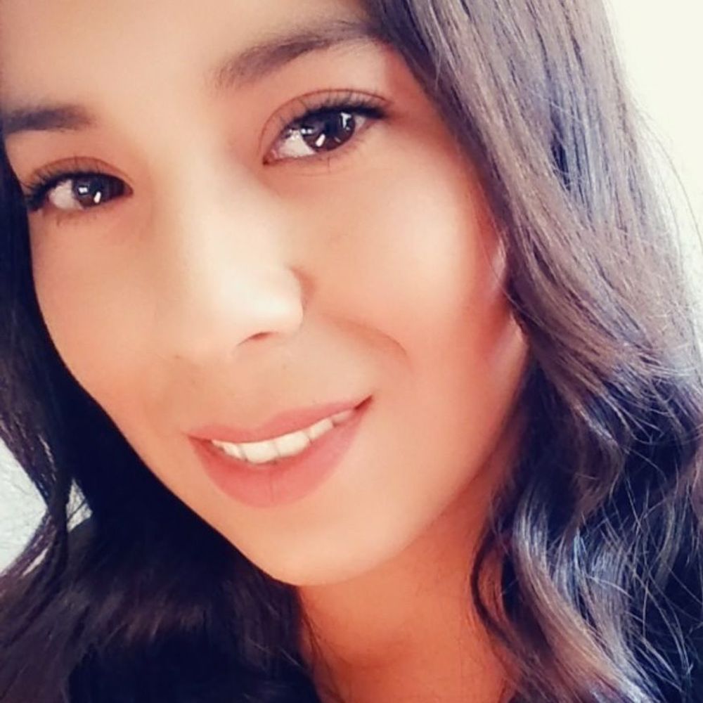 Meet your Posher, Alondra